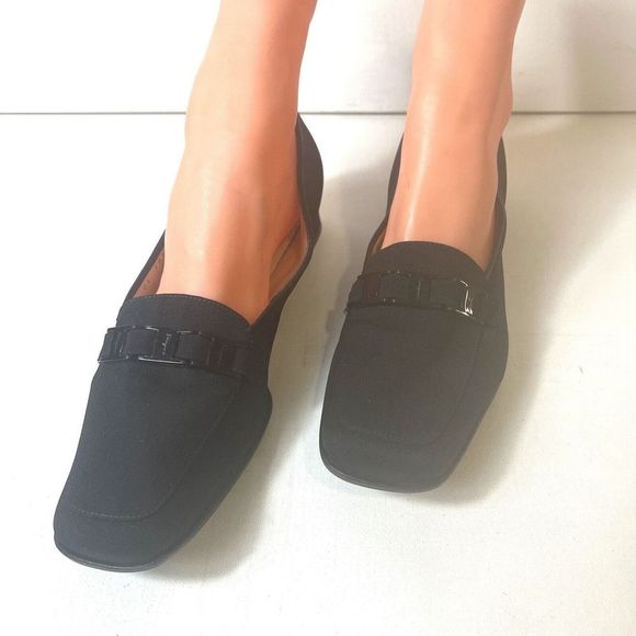Salvatore Ferragamo Black Textile Womens Sz 8.5B Pump Slip On Square Toe Studded - Picture 2 of 11